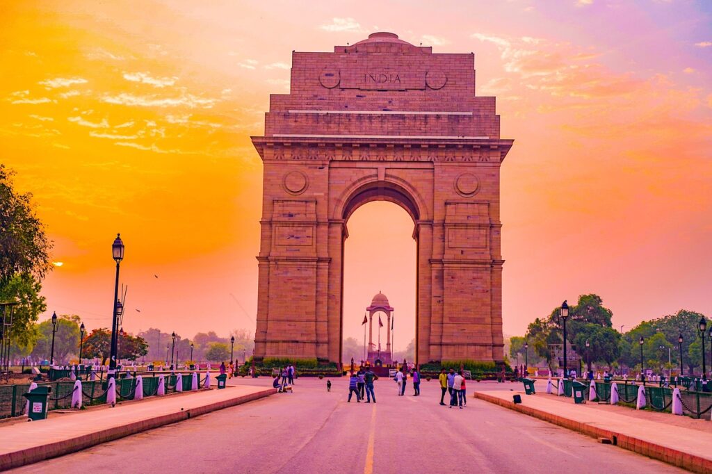 travel, delhi, gate, culture, stone, war, famous, memorial, national, tourist, india, tourism, history, landmark, attraction, indian, asia, place, monument, traditional, ancient, sky, nature, capital, indian pattern, india gate front